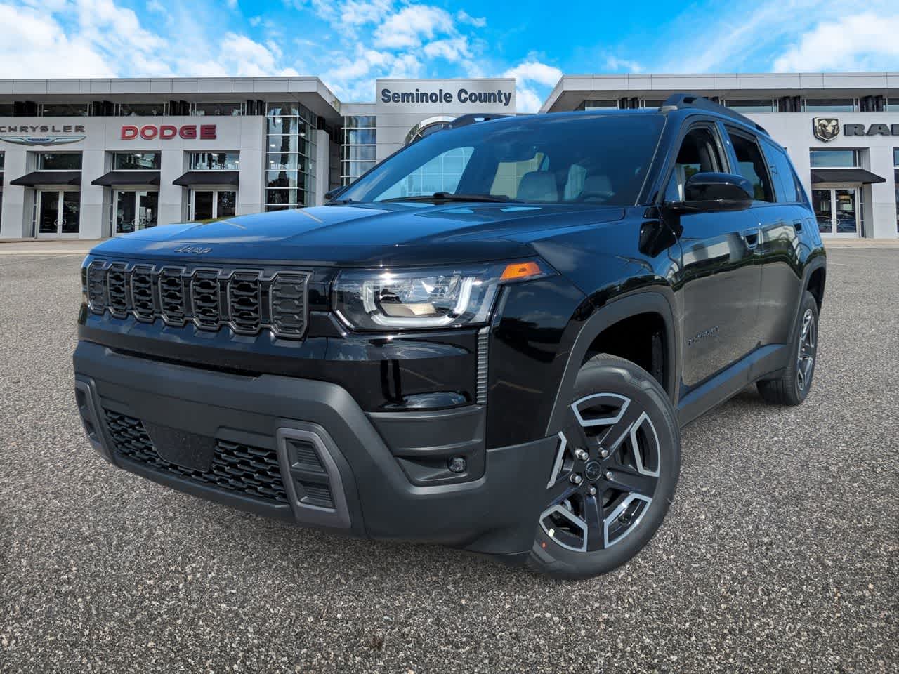 2026 Jeep Cherokee CHEROKEE LIMITED 4X4 in Diamond Black Crystal Pearl-Coat Exterior Paint — front three-quarter view